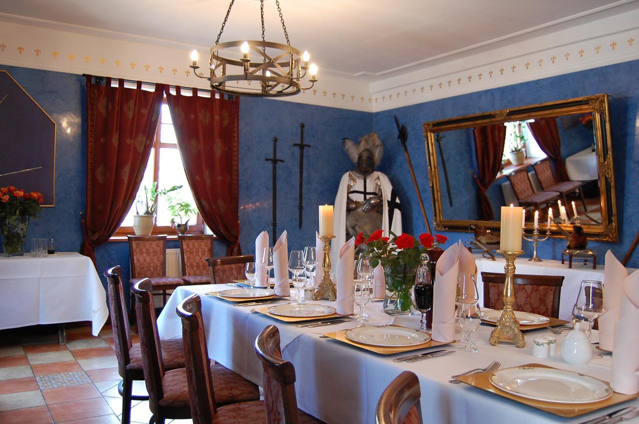 Restauracja - Hotel Mocca D'Oro Mikolow Kültér fotó