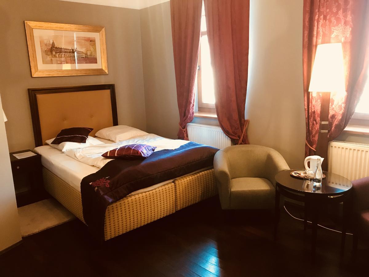 Restauracja - Hotel Mocca D'Oro Mikolow Kültér fotó