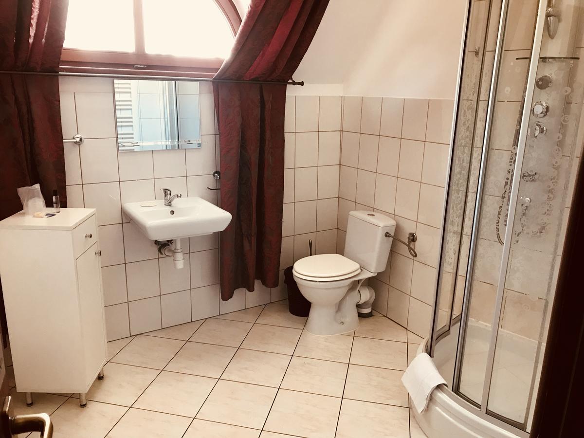 Restauracja - Hotel Mocca D'Oro Mikolow Kültér fotó