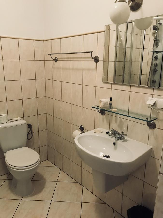 Restauracja - Hotel Mocca D'Oro Mikolow Kültér fotó