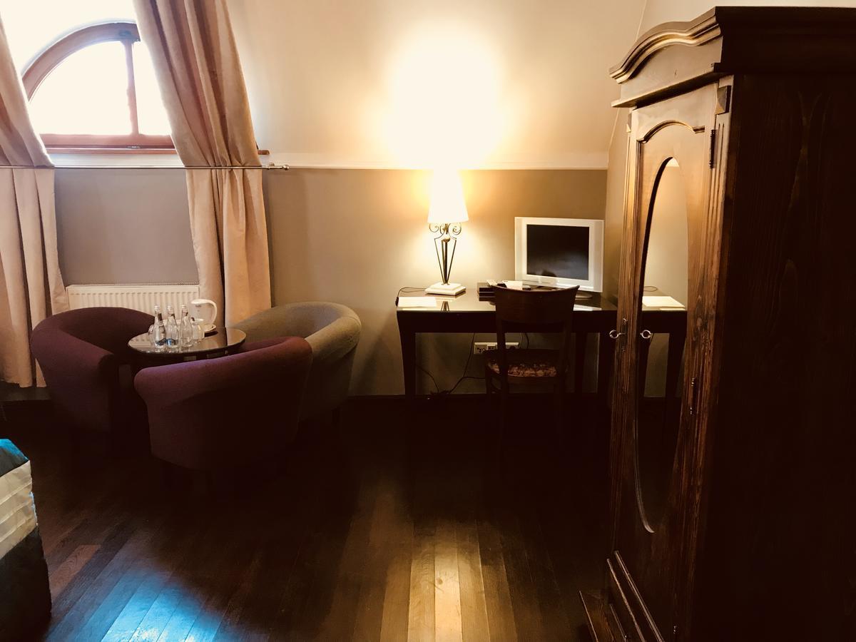 Restauracja - Hotel Mocca D'Oro Mikolow Kültér fotó