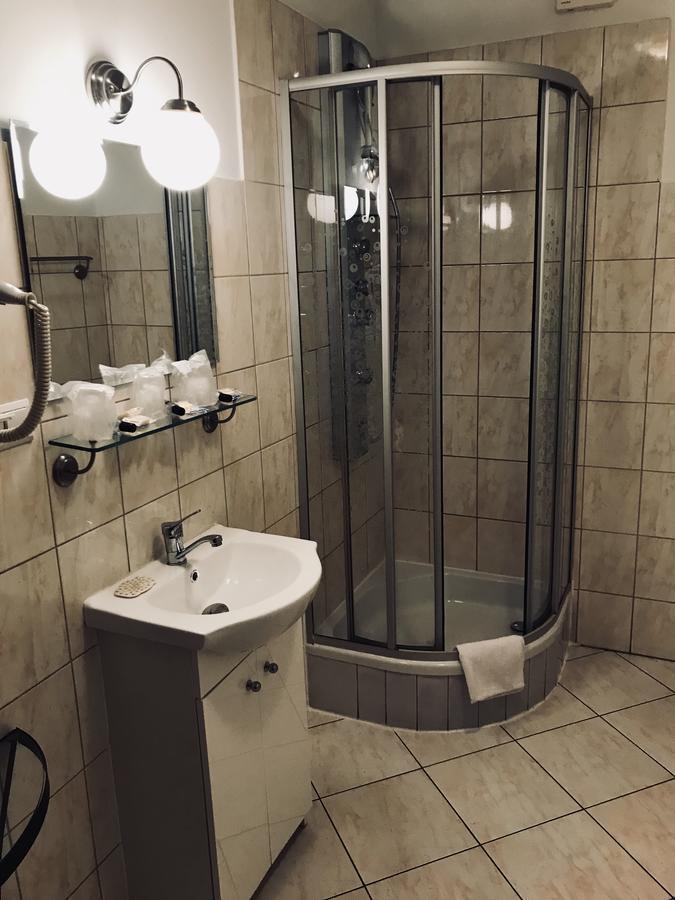 Restauracja - Hotel Mocca D'Oro Mikolow Kültér fotó